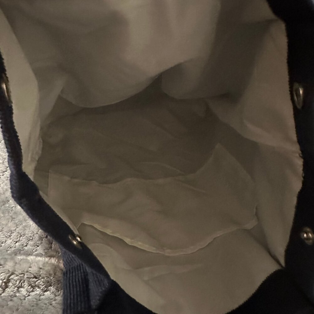Tote - Picture 5 of 5